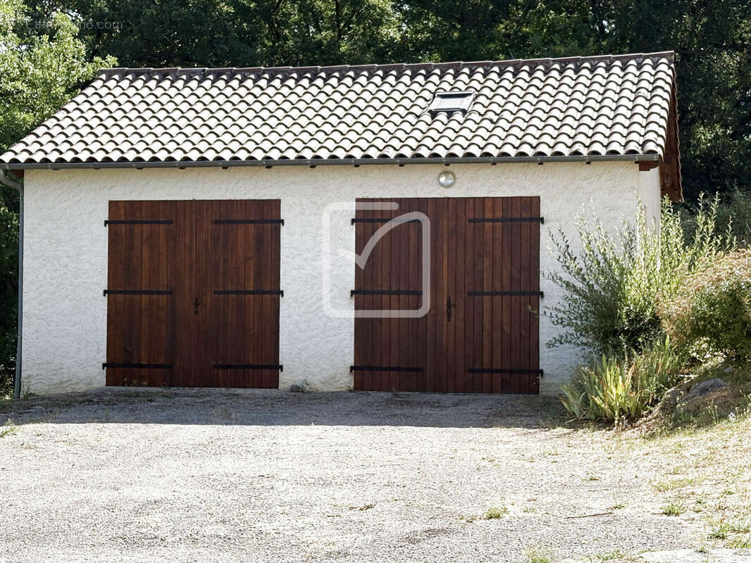 Maison à CORNAC
