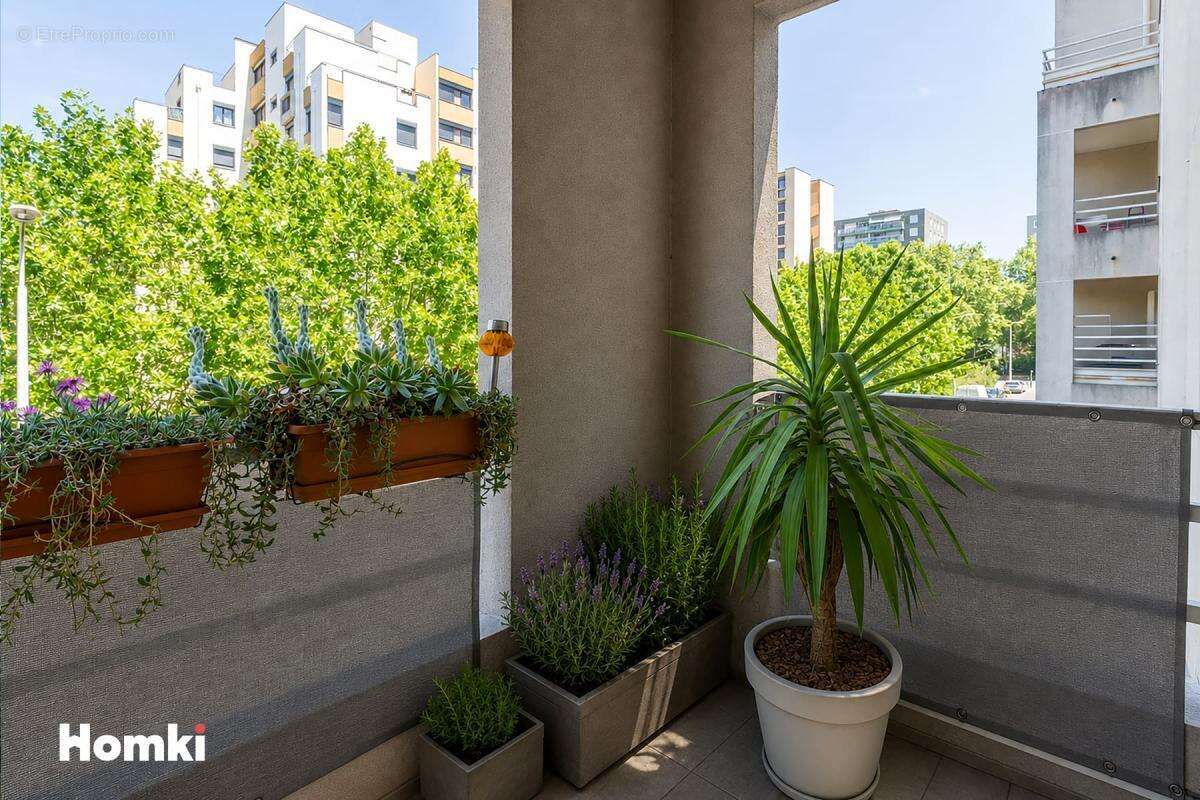 Appartement T2 de 46 m² à Lyon 69007, Rue du Commandant Ayasse - photo 9