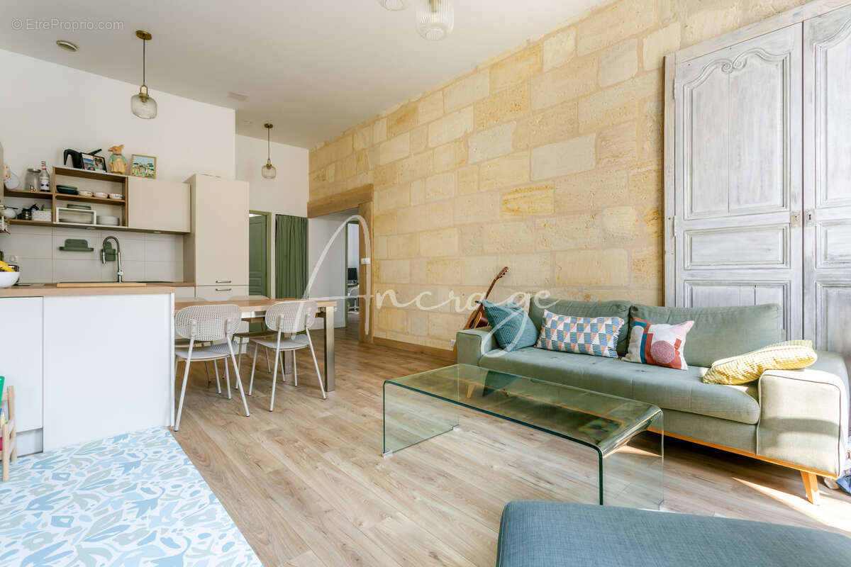 Bordeaux saint pierre appartement t3 renove - photo 5