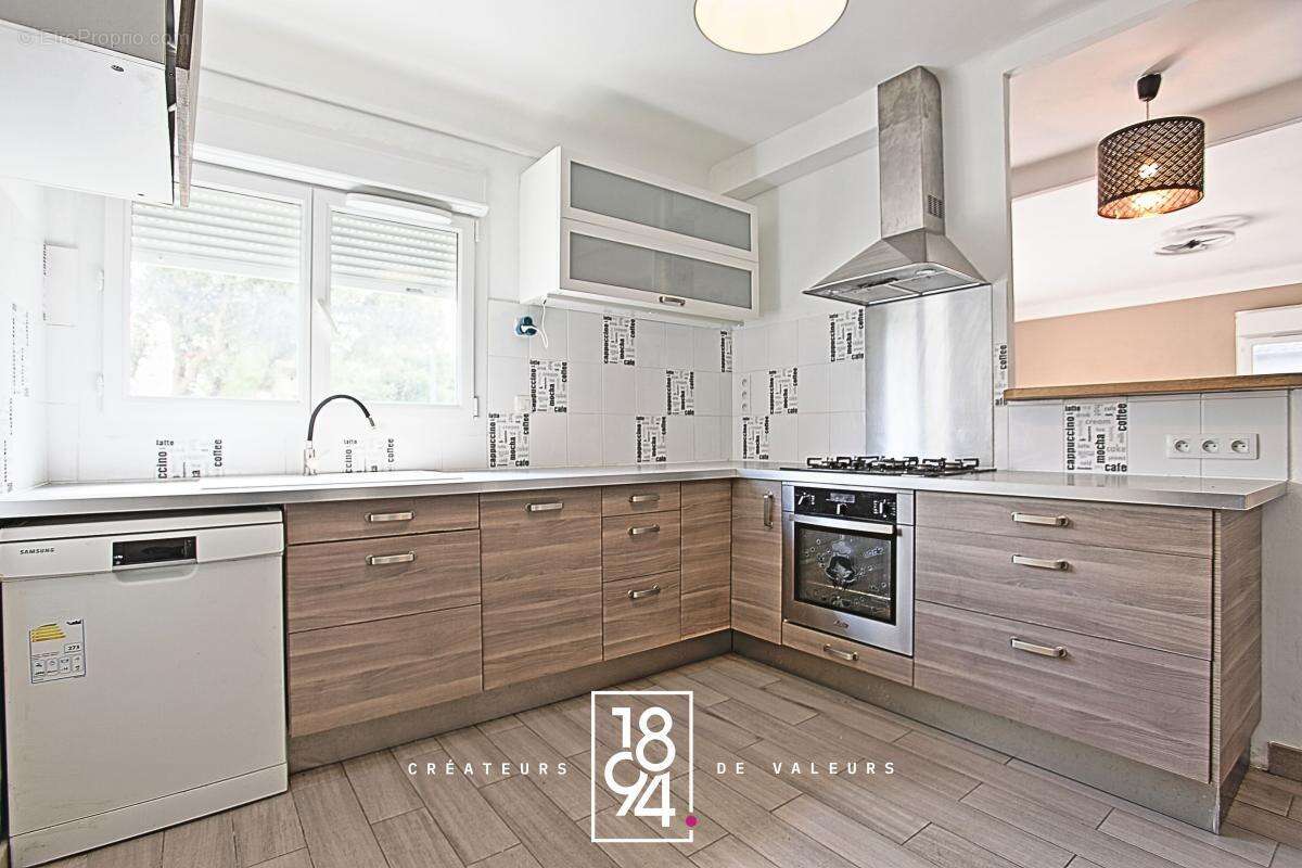 Manduel - Maison 114 m2 - 4 chambres - terrain 548 m2 - photo 4