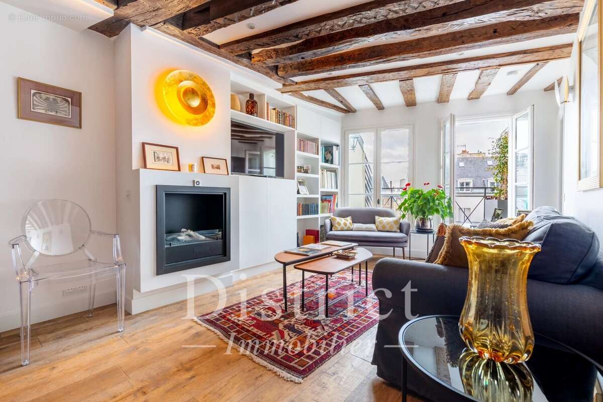 Appartement à PARIS-4E