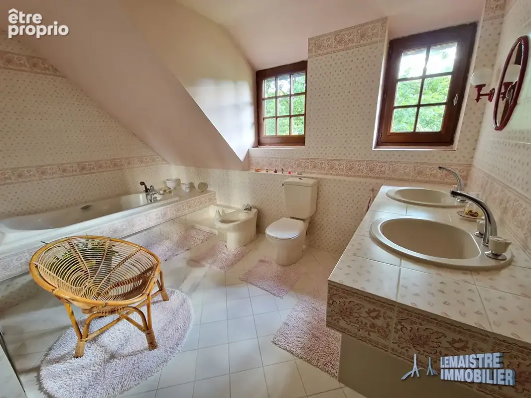 Maison à vendre -PORT JEROME SUR SEINE -173 m² - 4 chambres - sous-sol complet - terrasse - jardin - photo 6