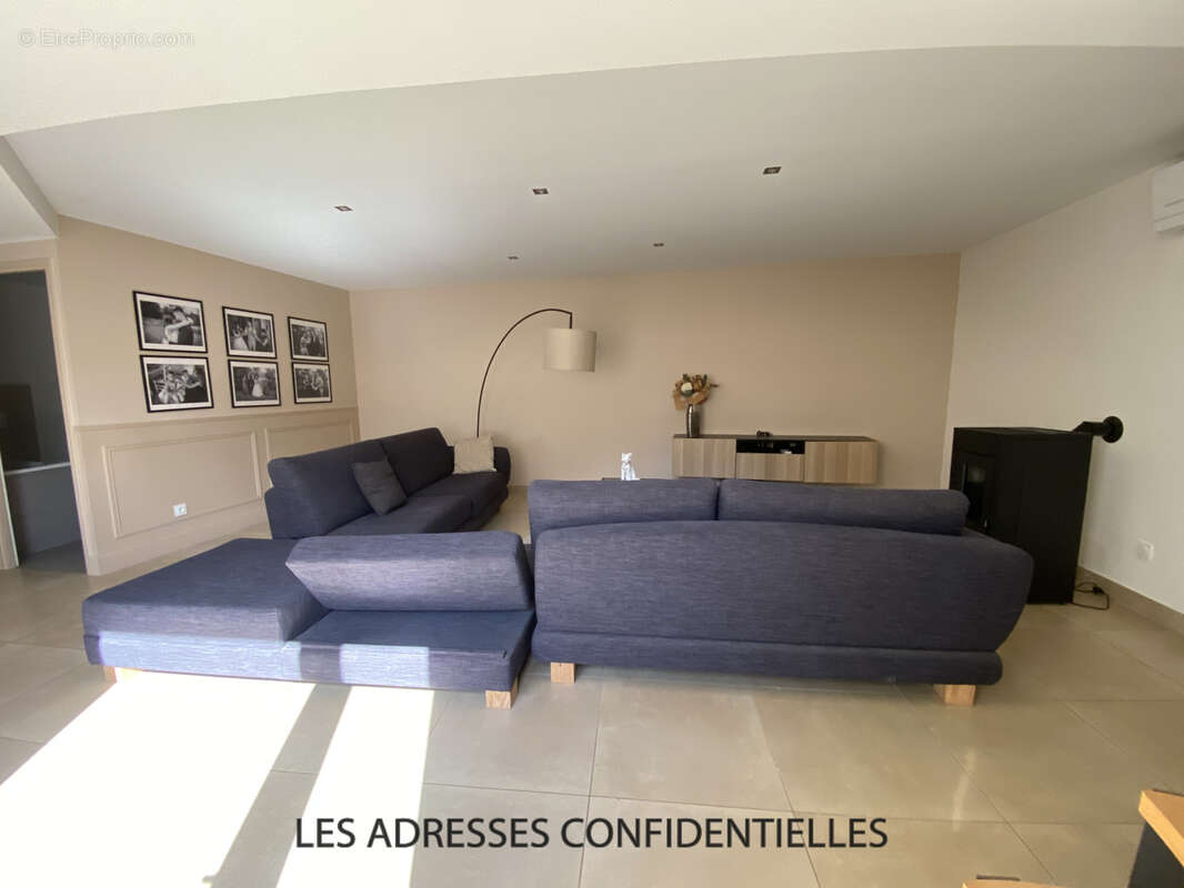 Appartement à SOUCIEU-EN-JARREST