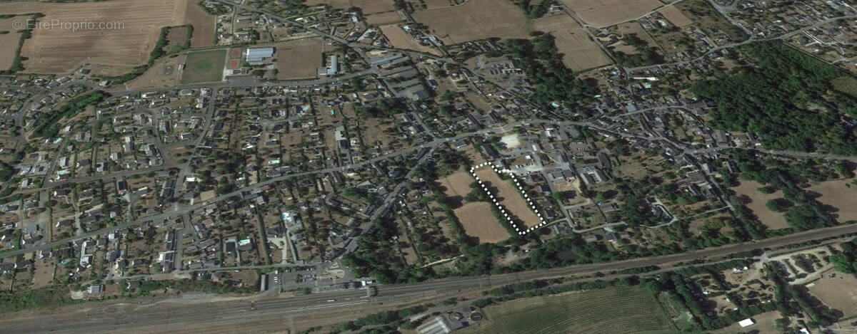 Terrain à LA POSSONNIERE