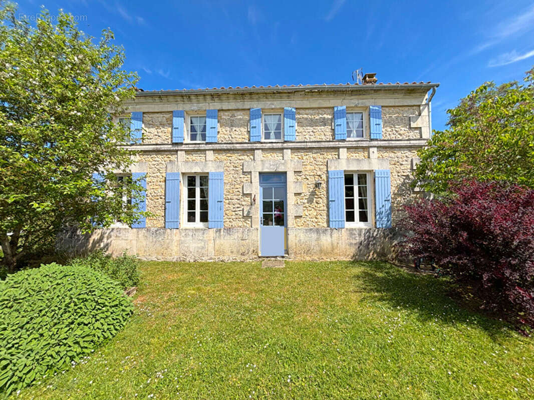 Maison à BALANZAC