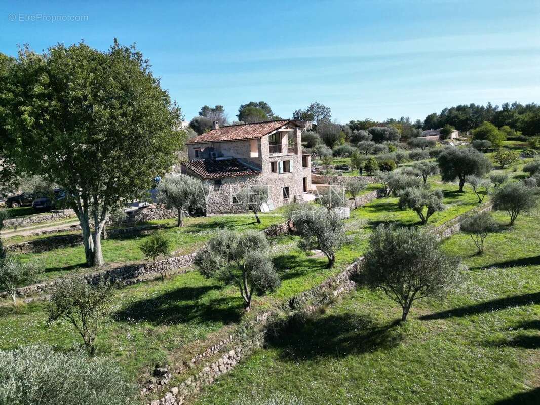 Maison à FAYENCE