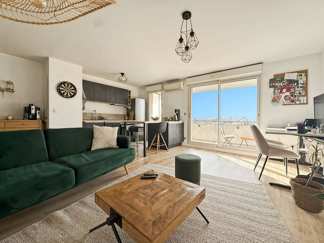 Appartement à MARSEILLE-13E