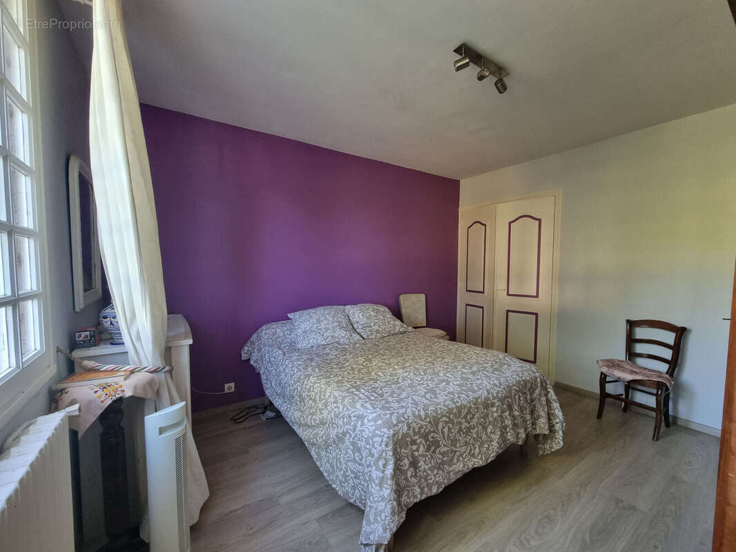 Maison 175 m² à Saint-Laurs  - photo 9