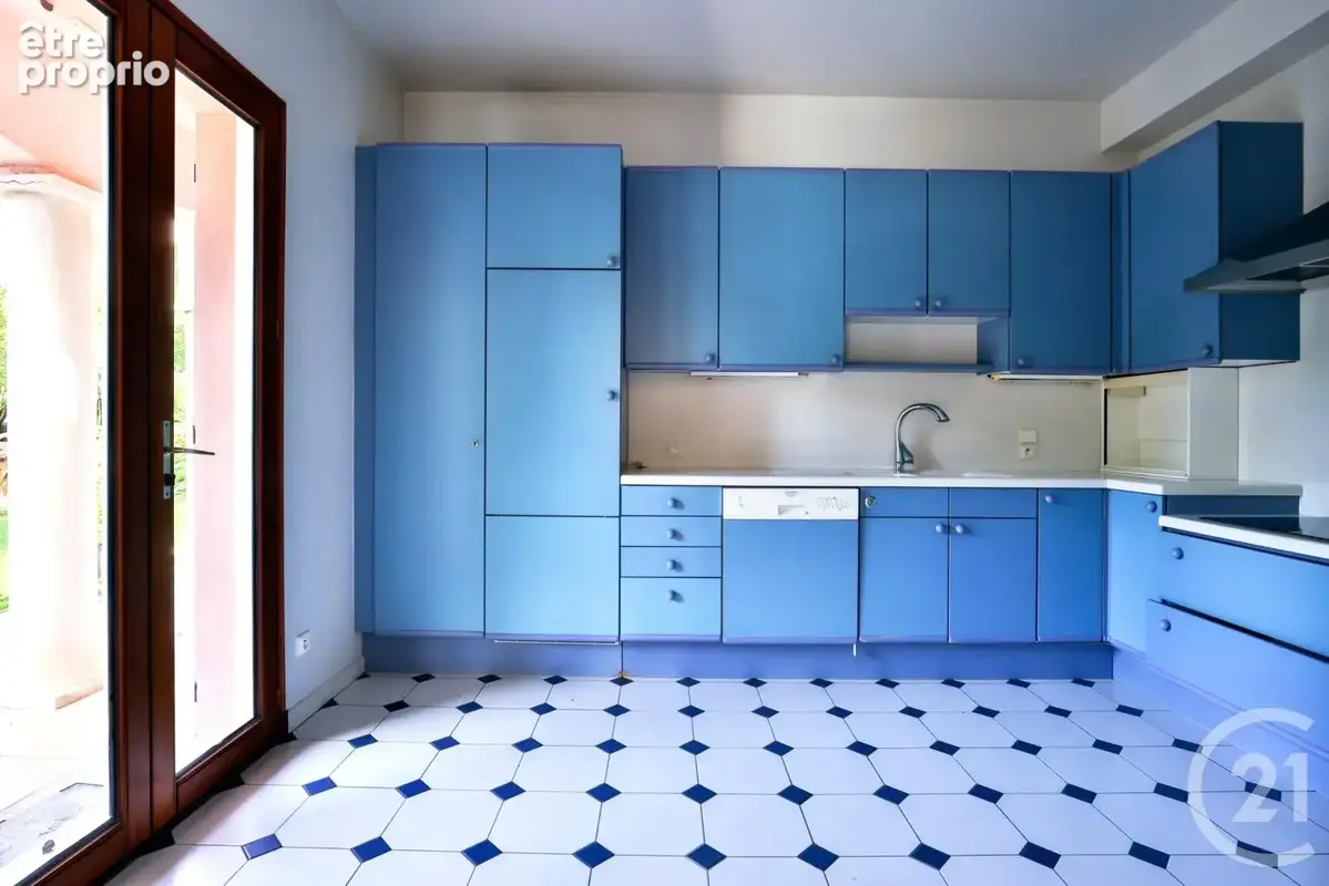 Maison 8 pièces 200 m² à vendre à Villefranche-Sur-Mer (06230) - photo 9