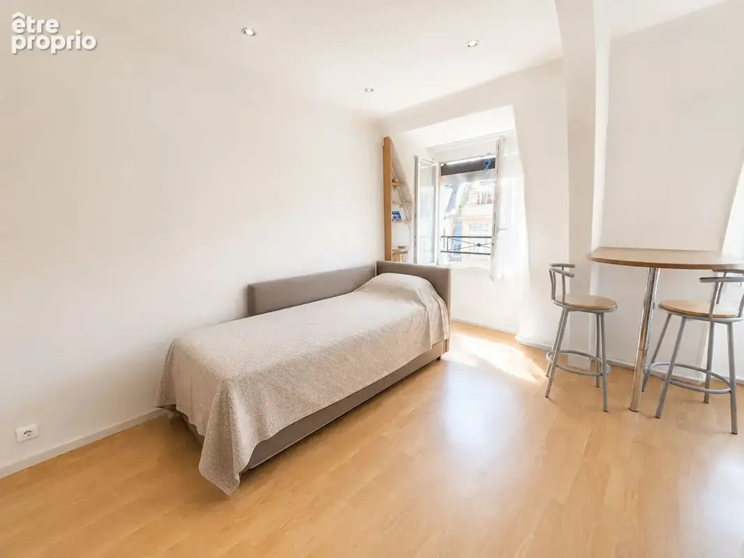 Localisation - calme - etage eleve - lumineux - vue degagee - photo 2