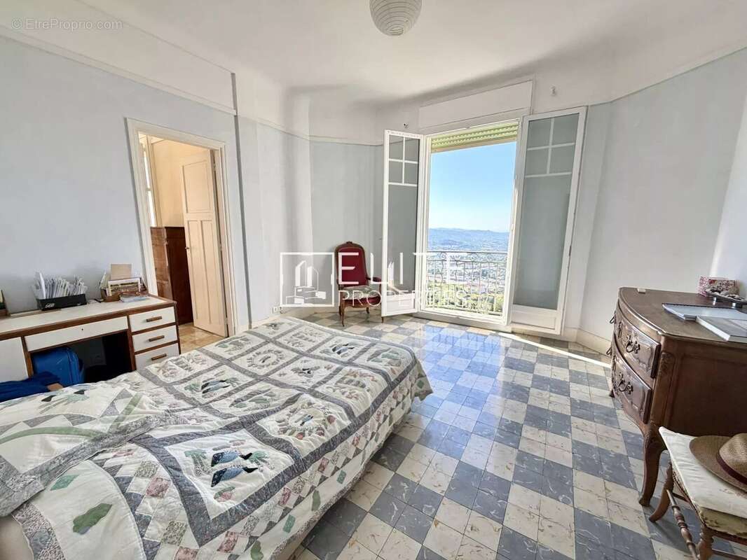 Appartement à GRASSE