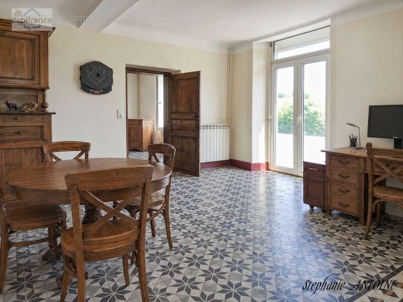 Propriété de caractère – 6,7 hectares – dépendances – ossages - photo 13