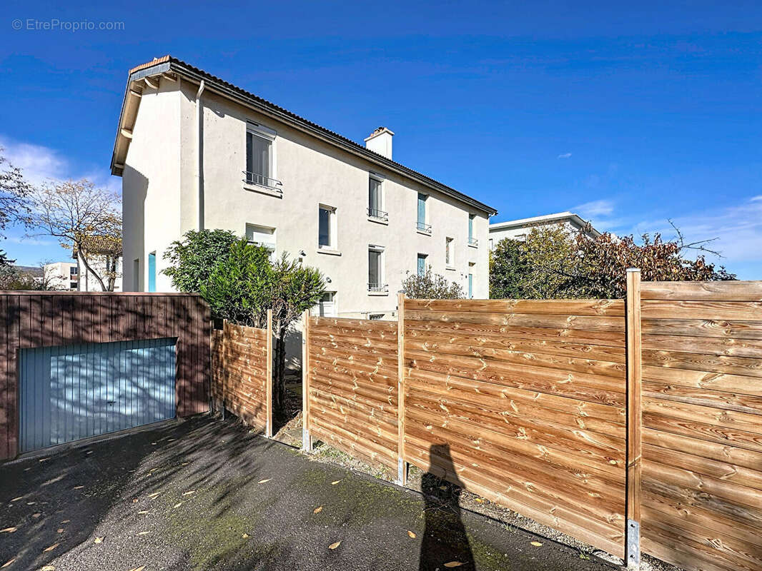 Maison à CLERMONT-FERRAND