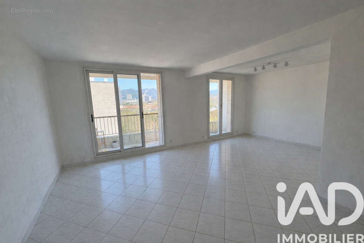Photo 4 - Appartement à MARSEILLE-8E