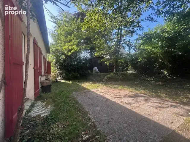 MARCOUSSIS - MAISON FAMILIALE de 6 Pièces - 130 M2 Habitables - Jardin verdoyant 660 M2 - Proche écoles - photo 19