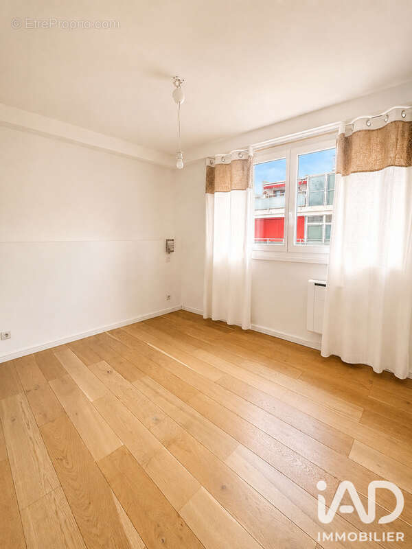 Photo 8 - Appartement à MARSEILLE-8E