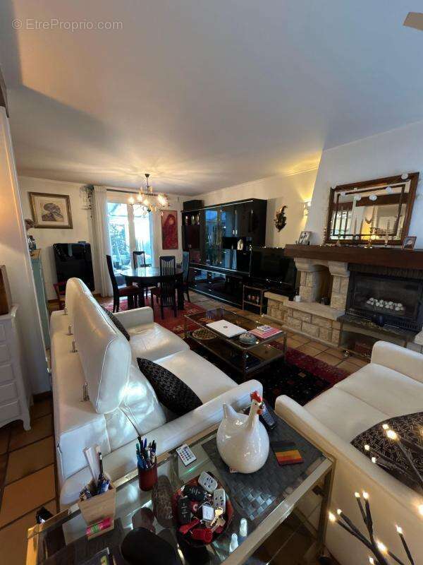 Maison à VILLEMOMBLE