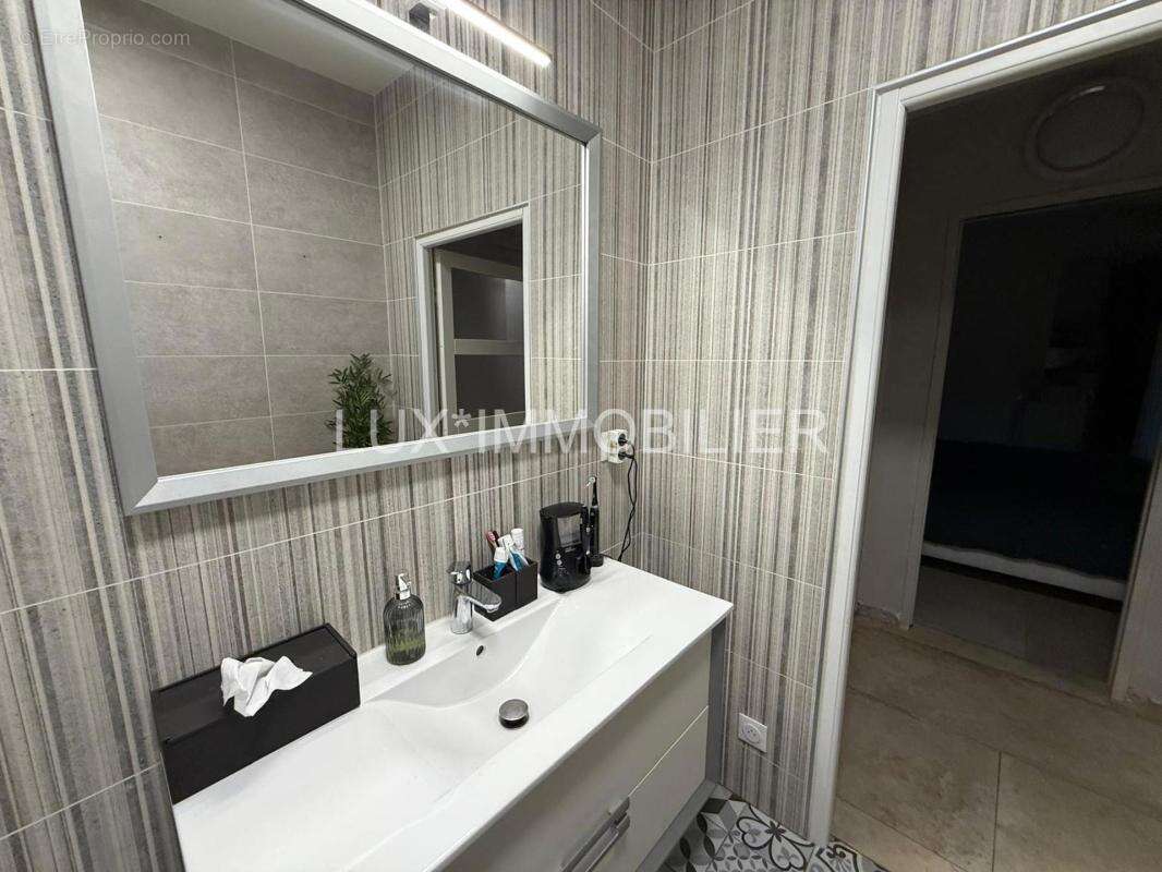 Maussane-les-alpilles - maison de rapport · 2 lots loués - photo 33