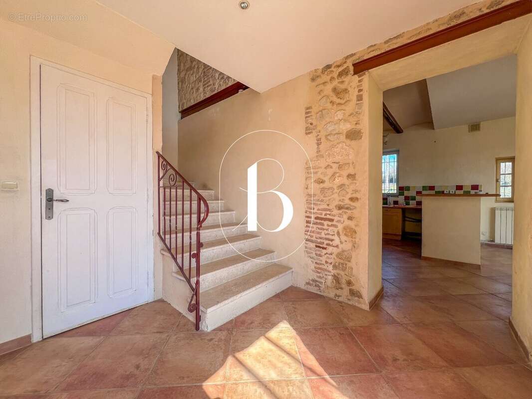 Maison à GOUDARGUES