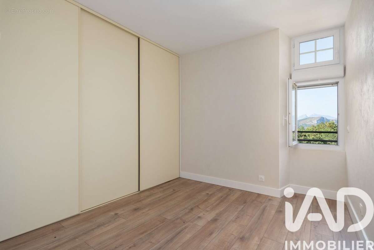 Photo 9 - Appartement à VARCES-ALLIERES-ET-RISSET