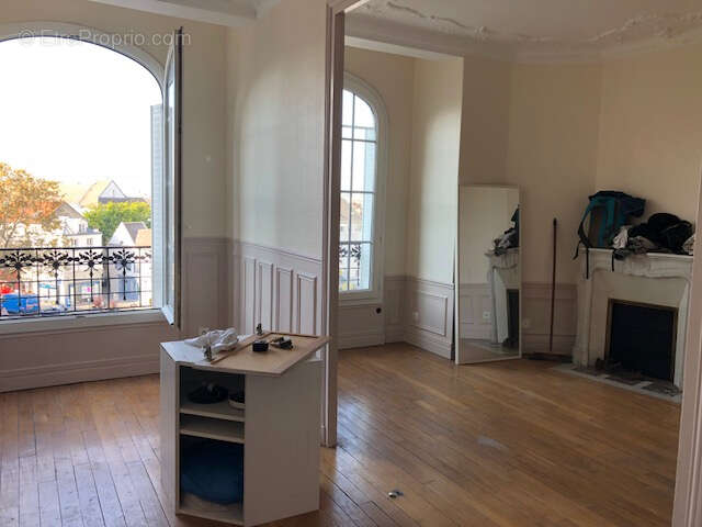 Appartement à COLOMBES