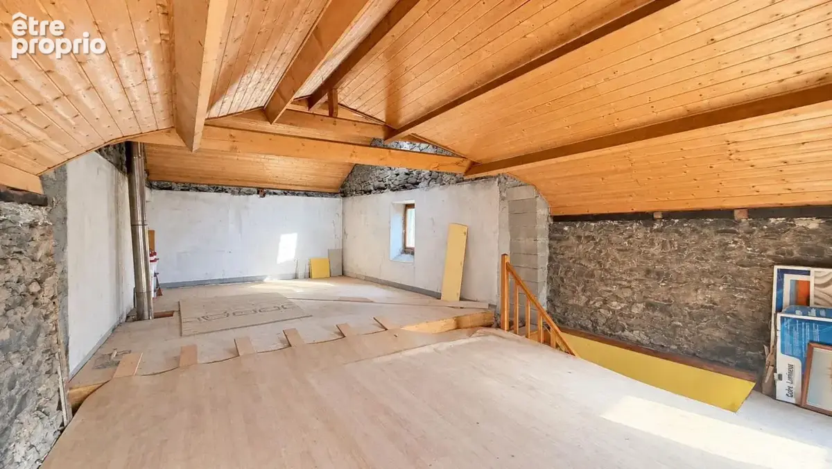 Maison 135 m² à réinventer – Un potentiel exceptionnel sur 3 niveaux - photo 3