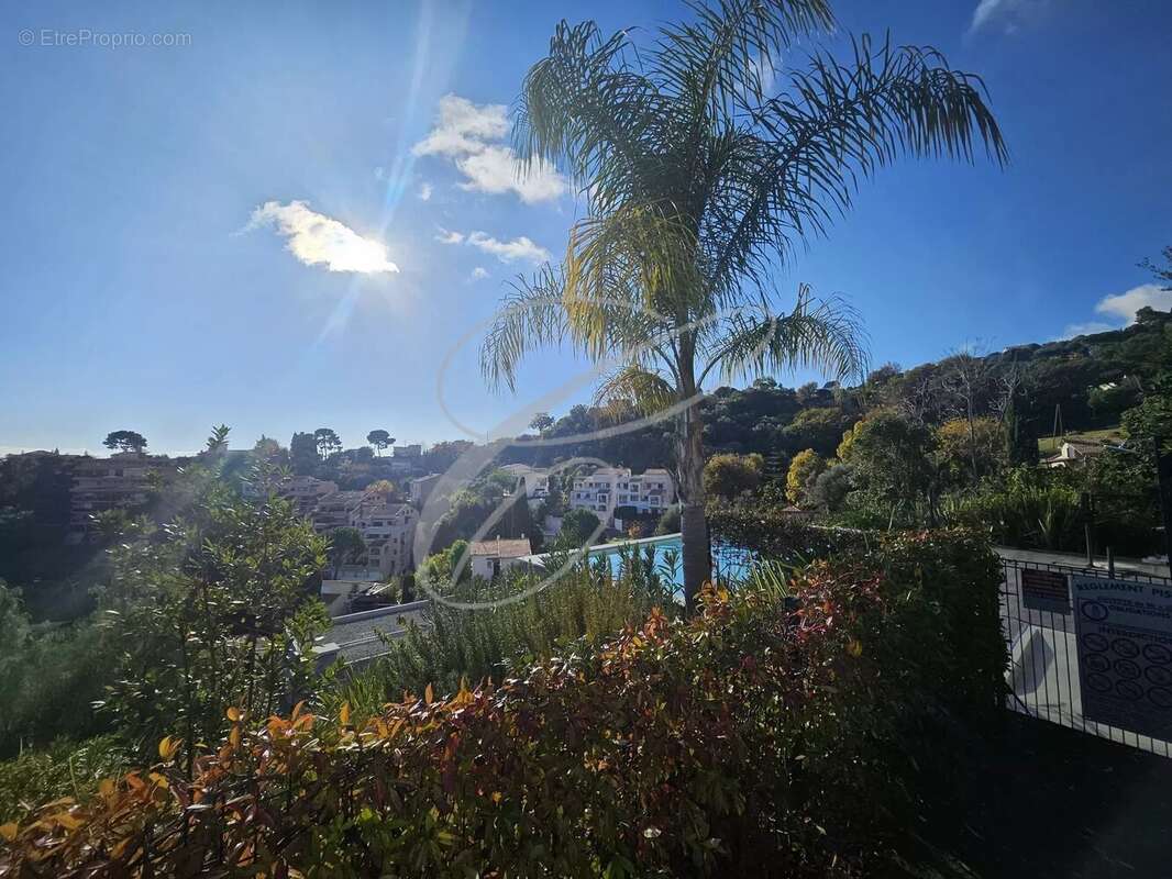 Appartement à ROQUEBRUNE-CAP-MARTIN