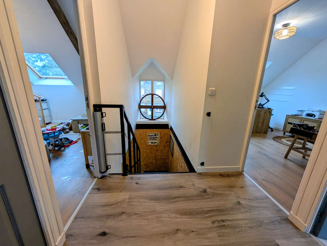 Maison à COMBLESSAC