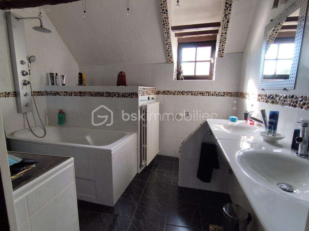 Maison à CLAYE-SOUILLY