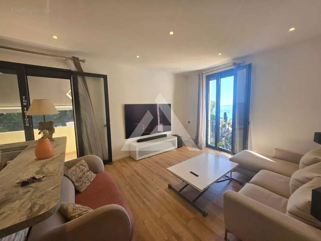 Appartement à ROQUEBRUNE-CAP-MARTIN