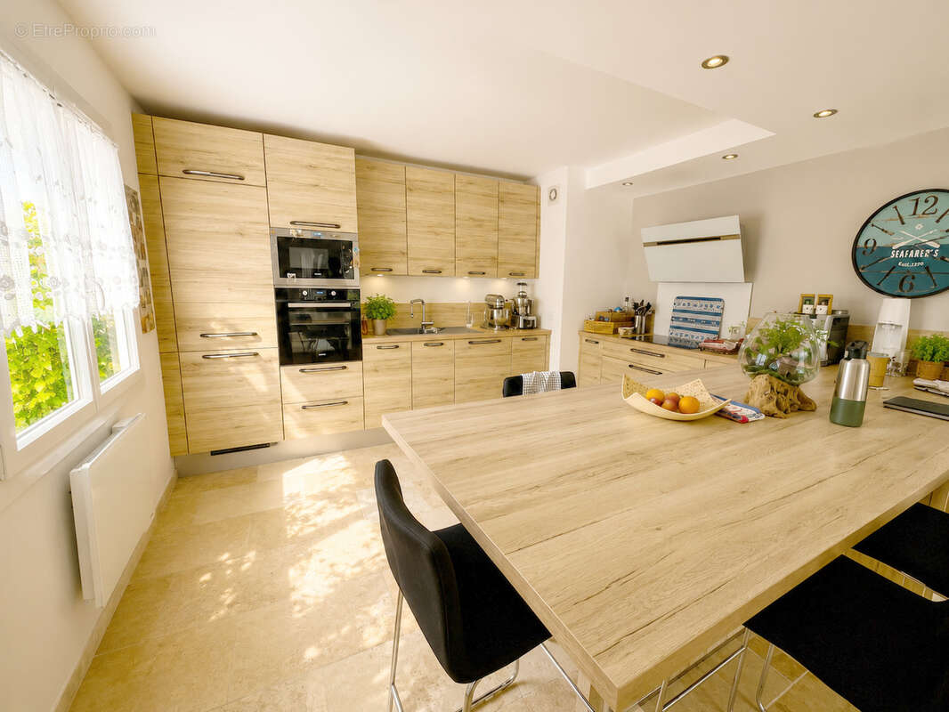 Appartement de 110 m2 en Rez de Jardin les pieds dans l'eau au Pin Rolland - photo 10