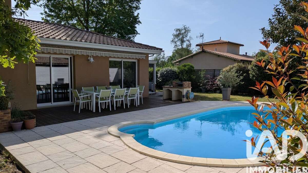 Photo 3 - Maison à SAINT-JEAN-D'ILLAC