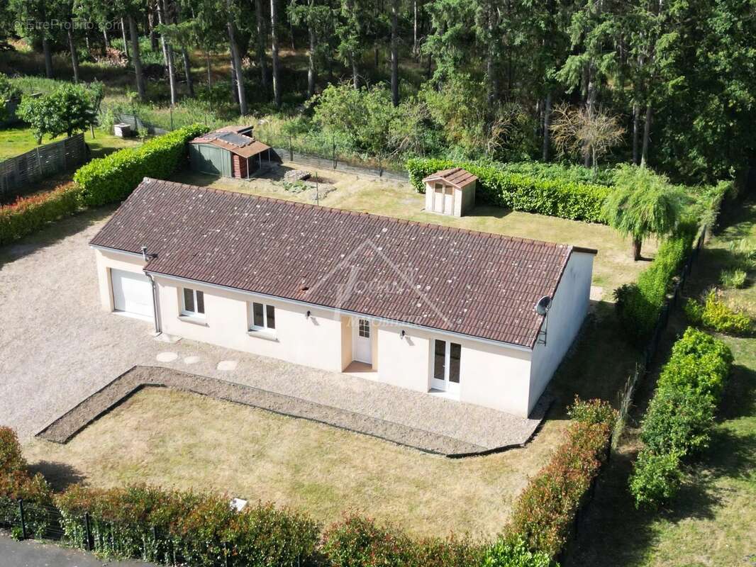 Maison à SAINT-POURCAIN-SUR-SIOULE