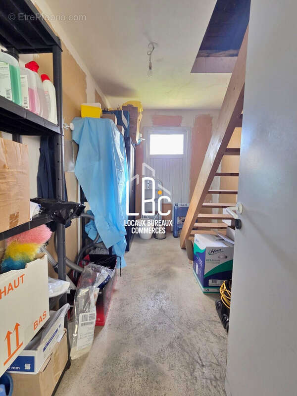 Commerce à LA CHEVROLIERE