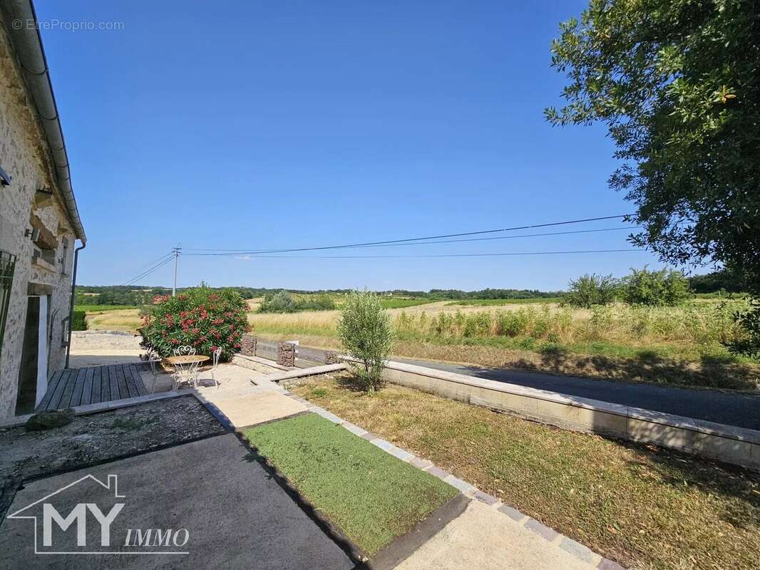 Maison à PORT-SAINTE-FOY-ET-PONCHAPT