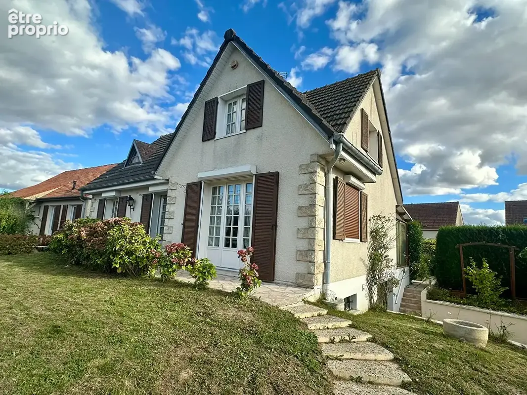 Maison Hombleux 6 pièce(s) 131 m2 - photo 2