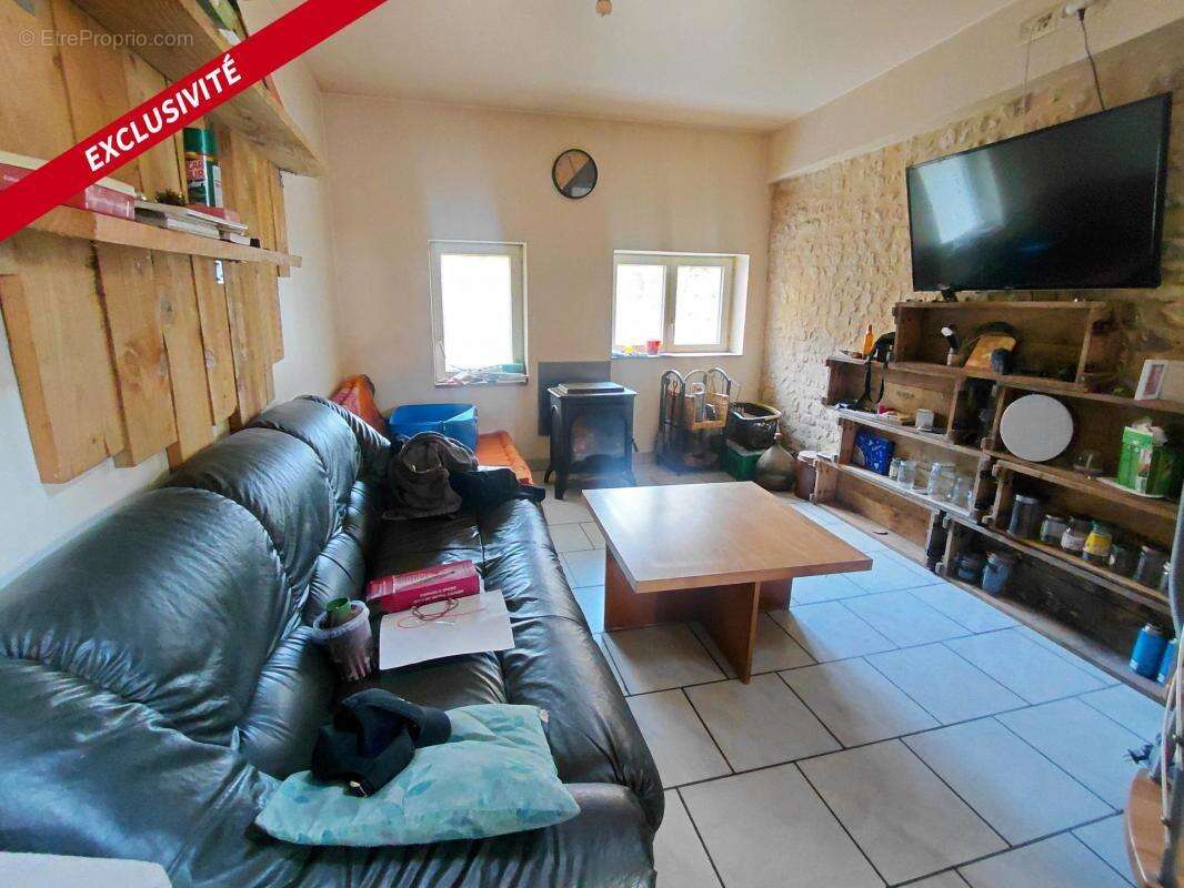 Maison à LE MELE-SUR-SARTHE