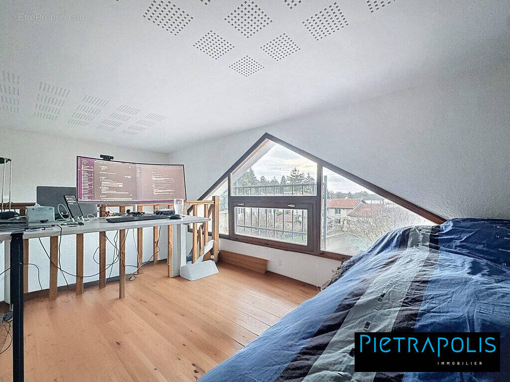 Appartement à CRAPONNE