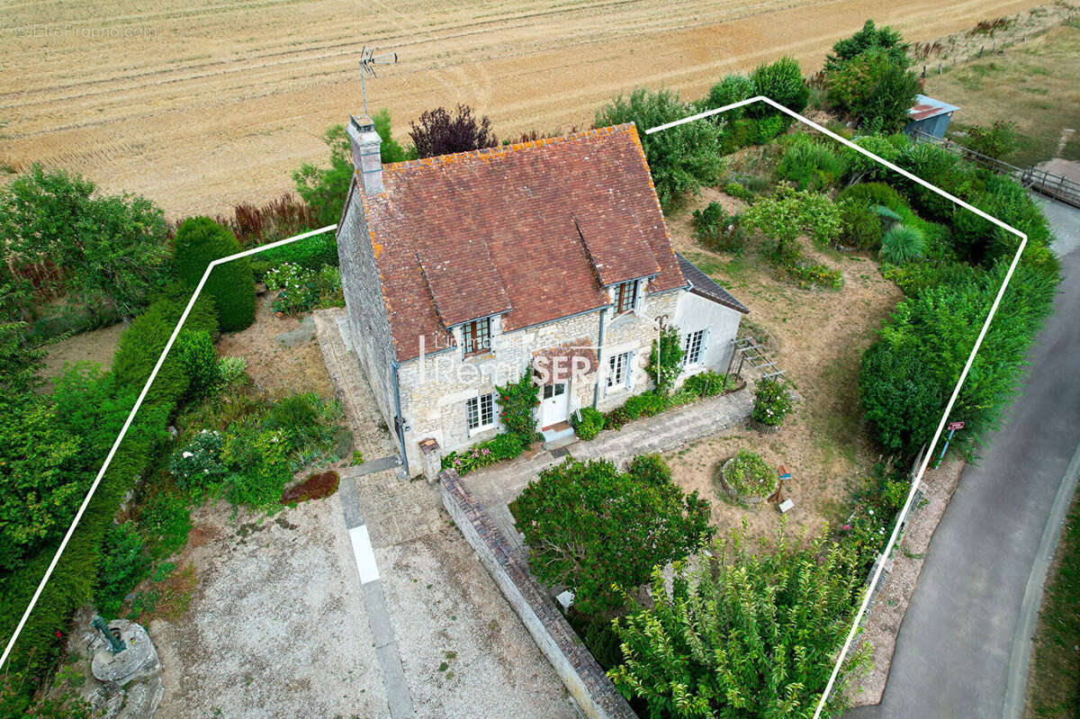Maison en pierre avec 3 chambres à vendre entre ARGENTAN et FALAISE à RI - photo 3