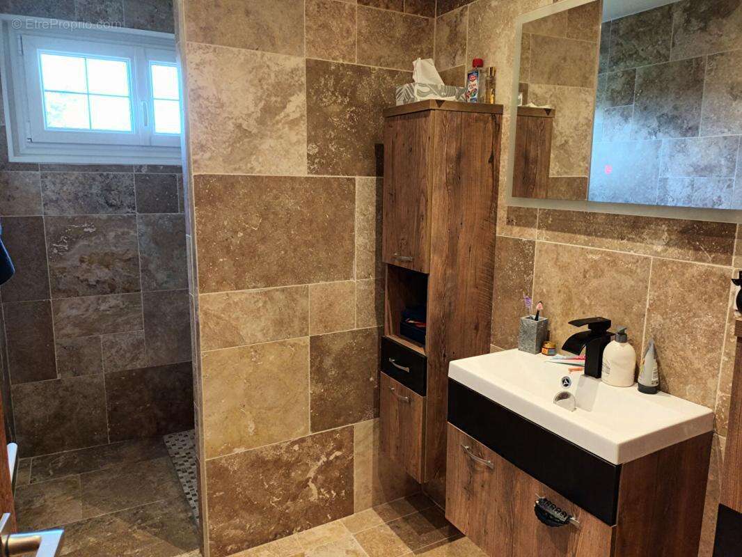Maison St Florent 142 m2 - photo 8