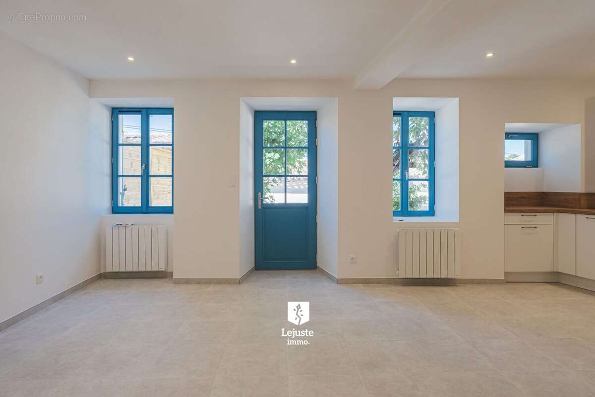 Maison 65 m² à Montreal  - photo 3
