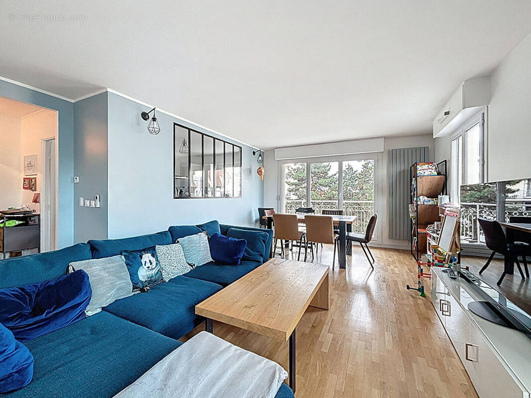 Appartement à SURESNES