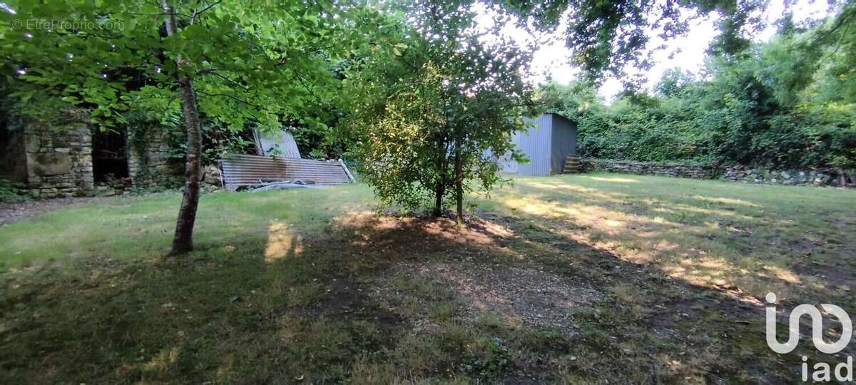 Maison 112 m² à Saint-Pierre-De-L'ile  - photo 5
