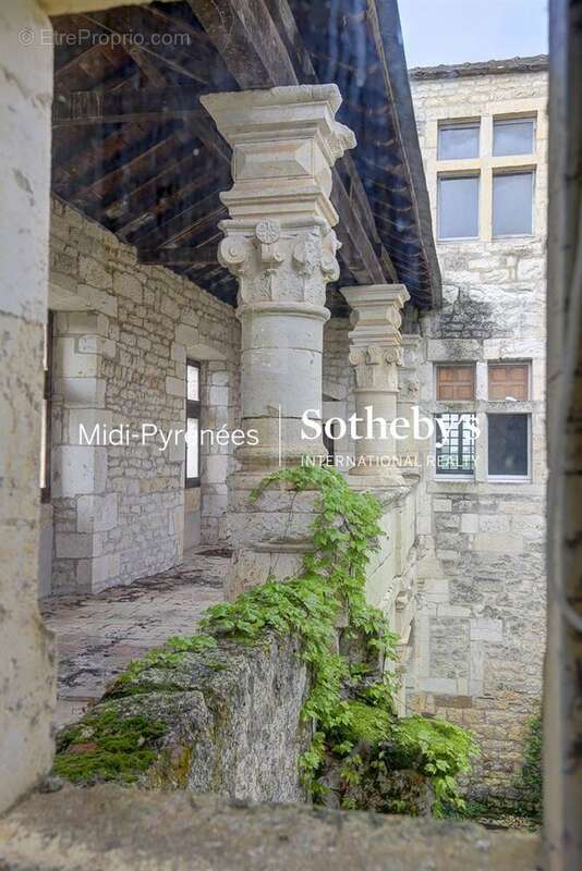 Maison à CORDES-SUR-CIEL