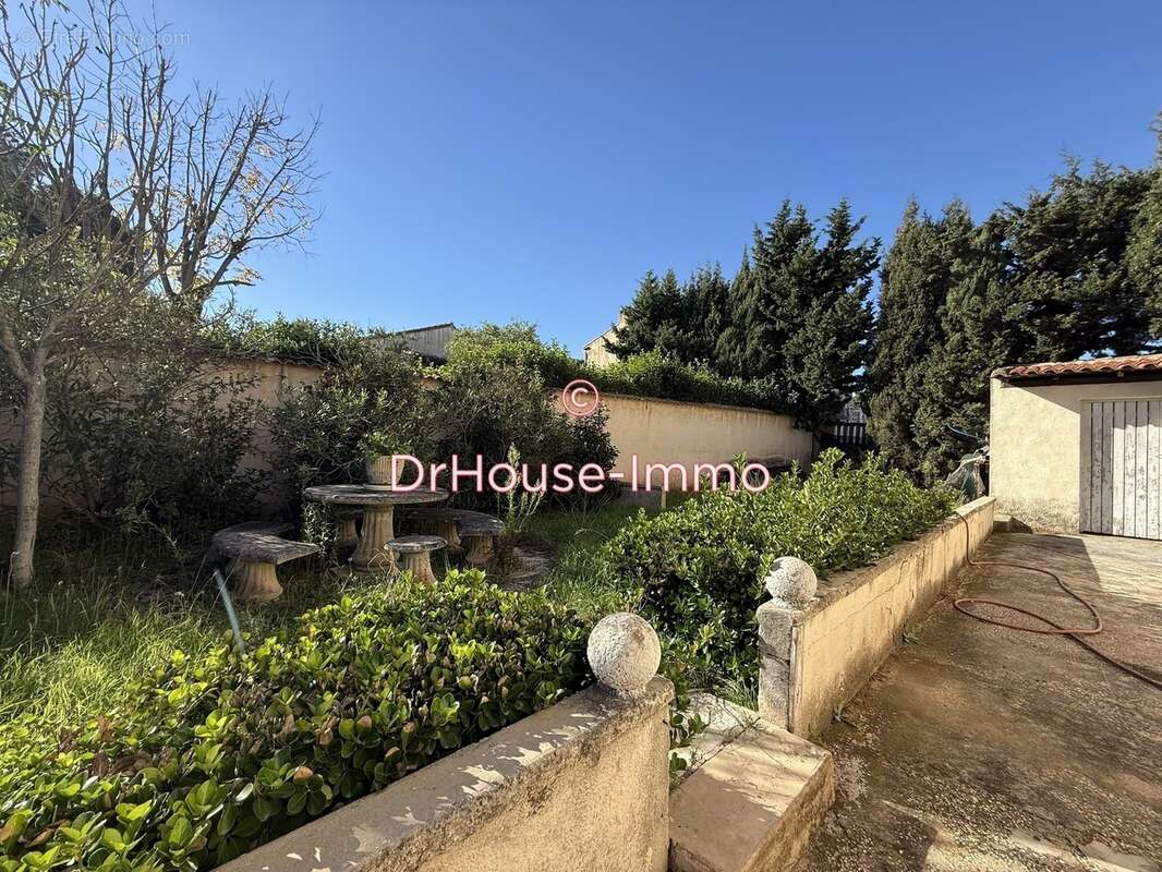 Maison à SAINT-VICTORET