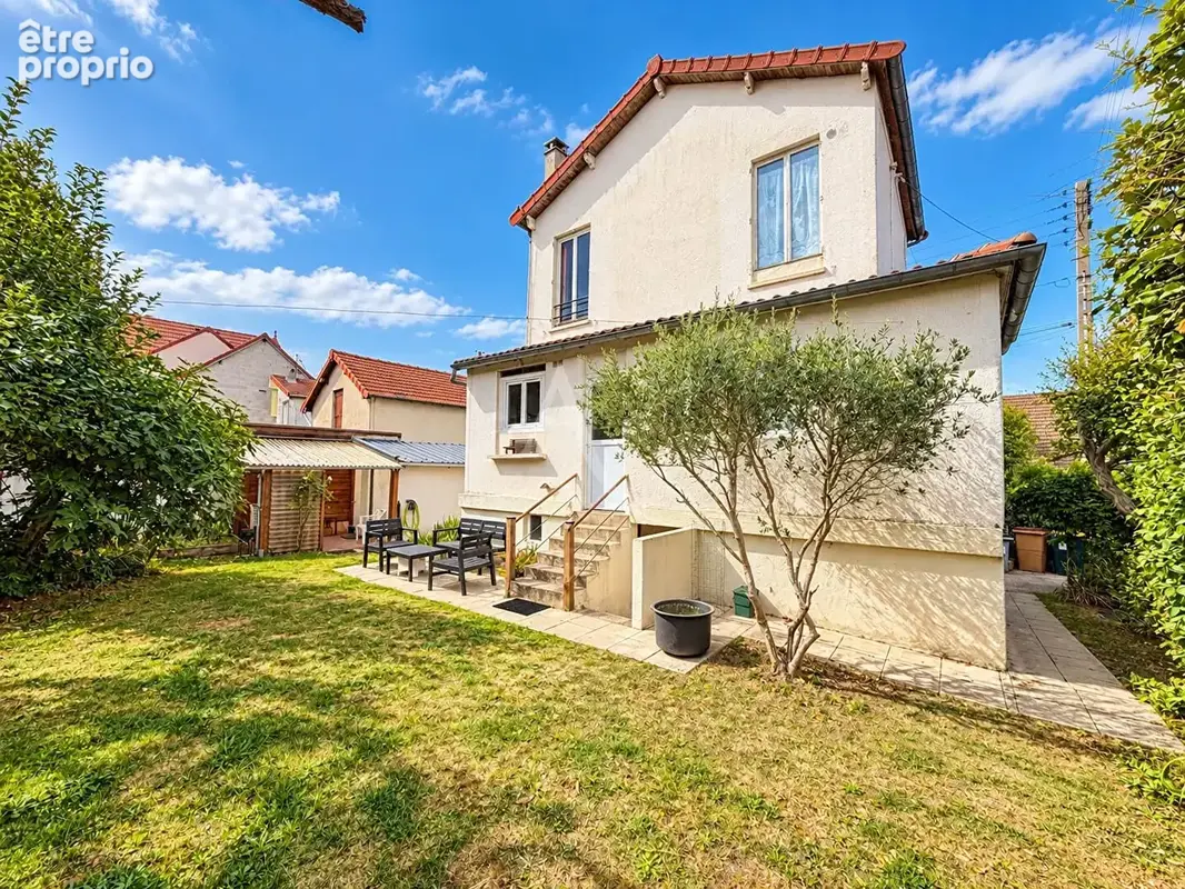 Maison à NEUILLY-PLAISANCE