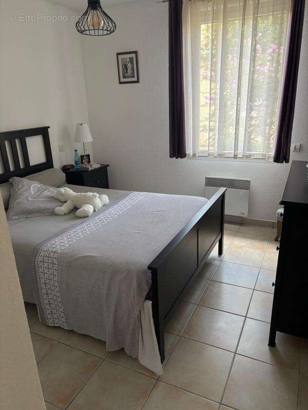 Maison à JONQUIERES-SAINT-VINCENT