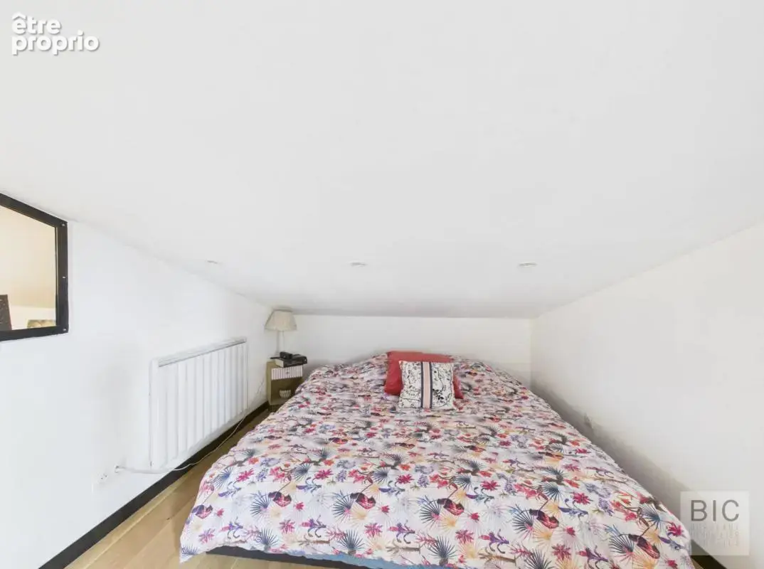 A vendre très joli appartement entièrement rénové - photo 11