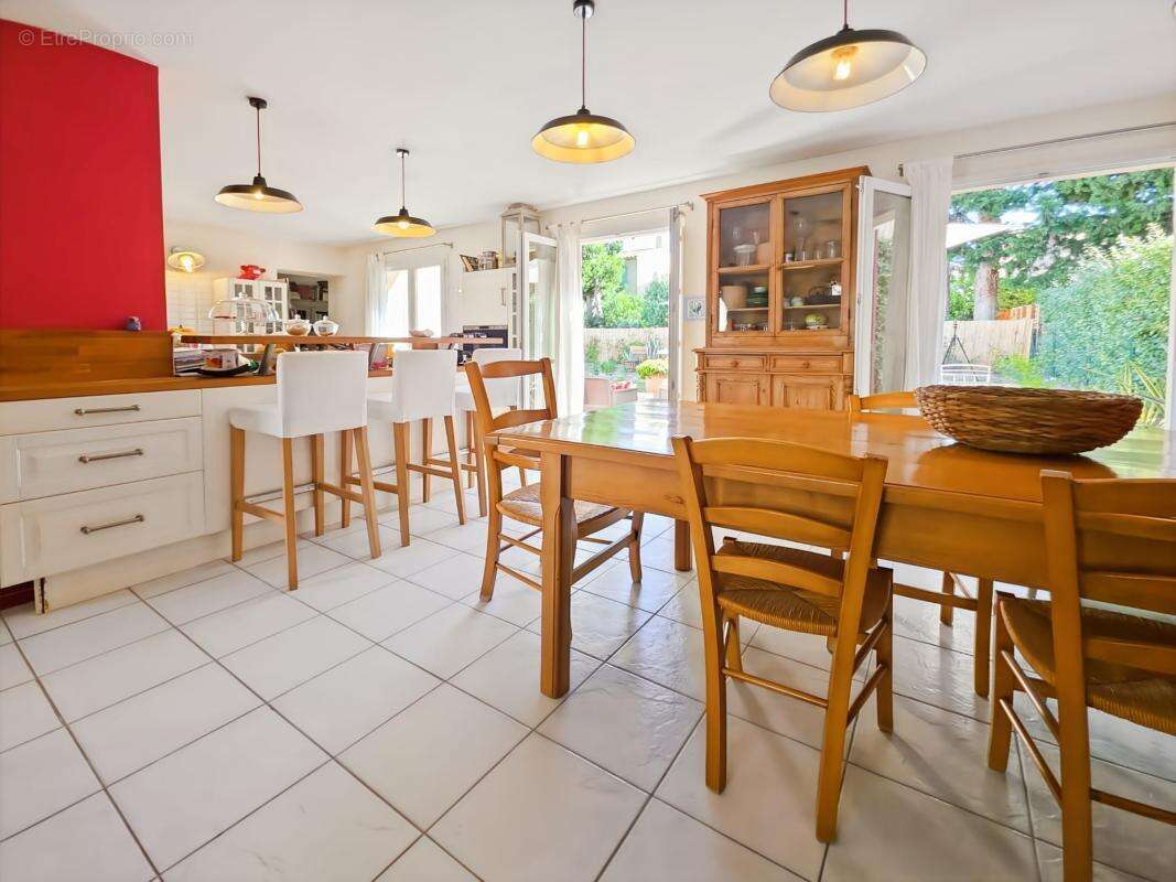 Maison 113 m² à Maussane-Les-Alpilles  - photo 7