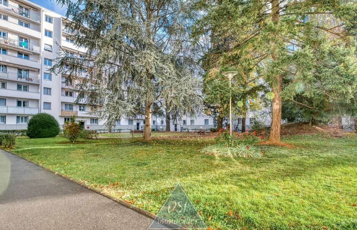 Appartement à LYON-8E